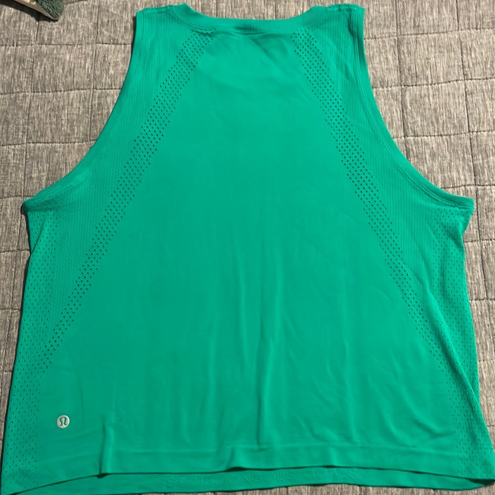 Lululemon Train to be Tank *Kelly Green